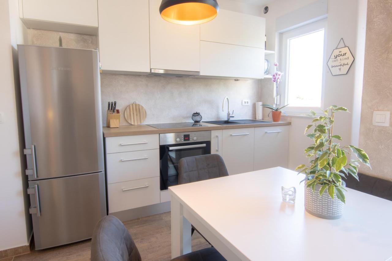 Apartman Perla Makarska Exterior foto